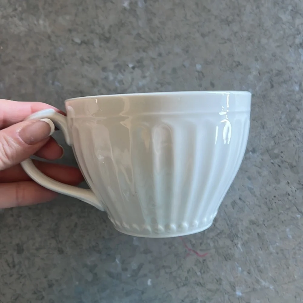 COPY - Coventry Parthenon plat, cup and saucer set